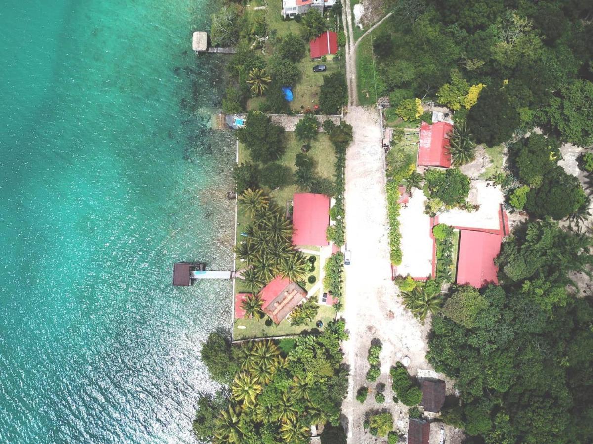 Coras Place Bacalar Lagoon Front Екстериор снимка