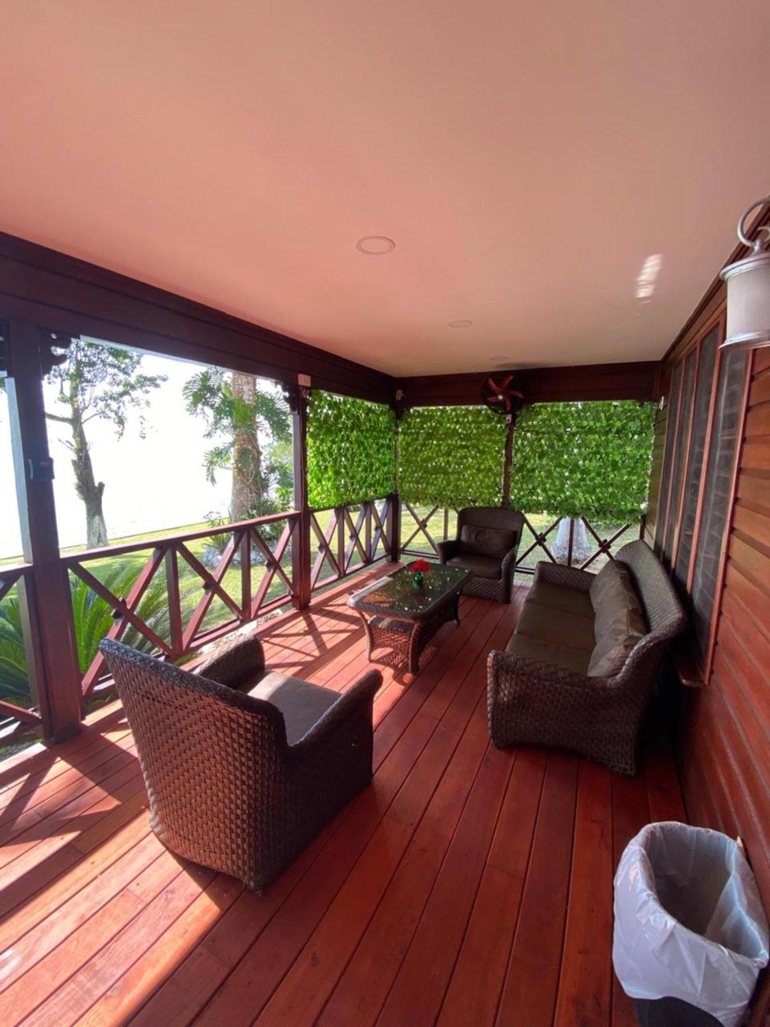 Coras Place Bacalar Lagoon Front Стая снимка