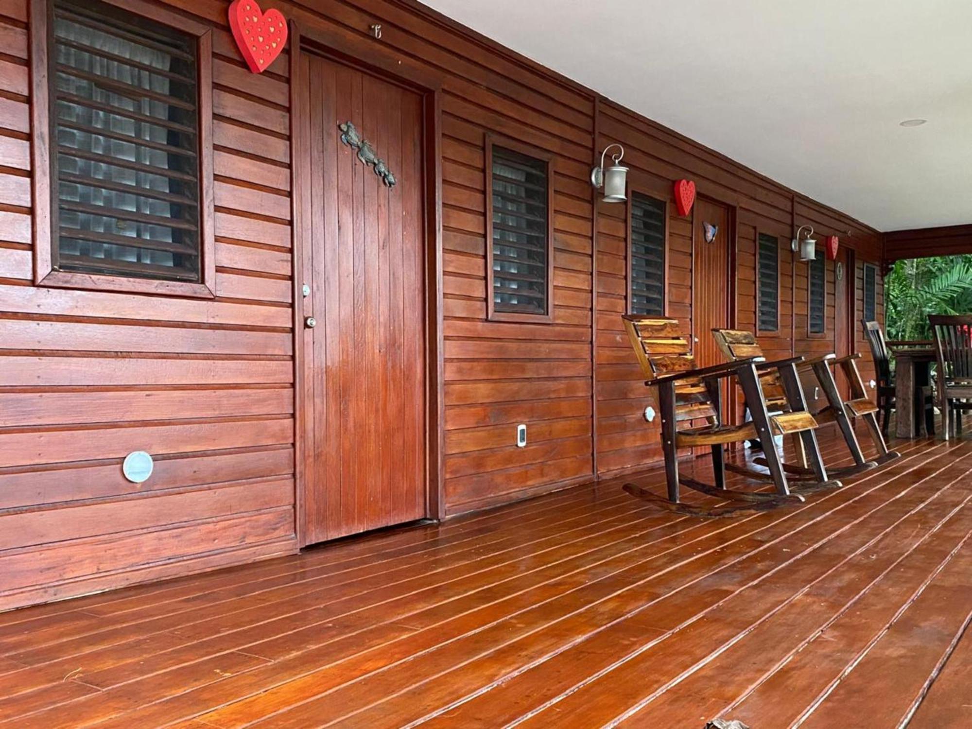 Coras Place Bacalar Lagoon Front Стая снимка