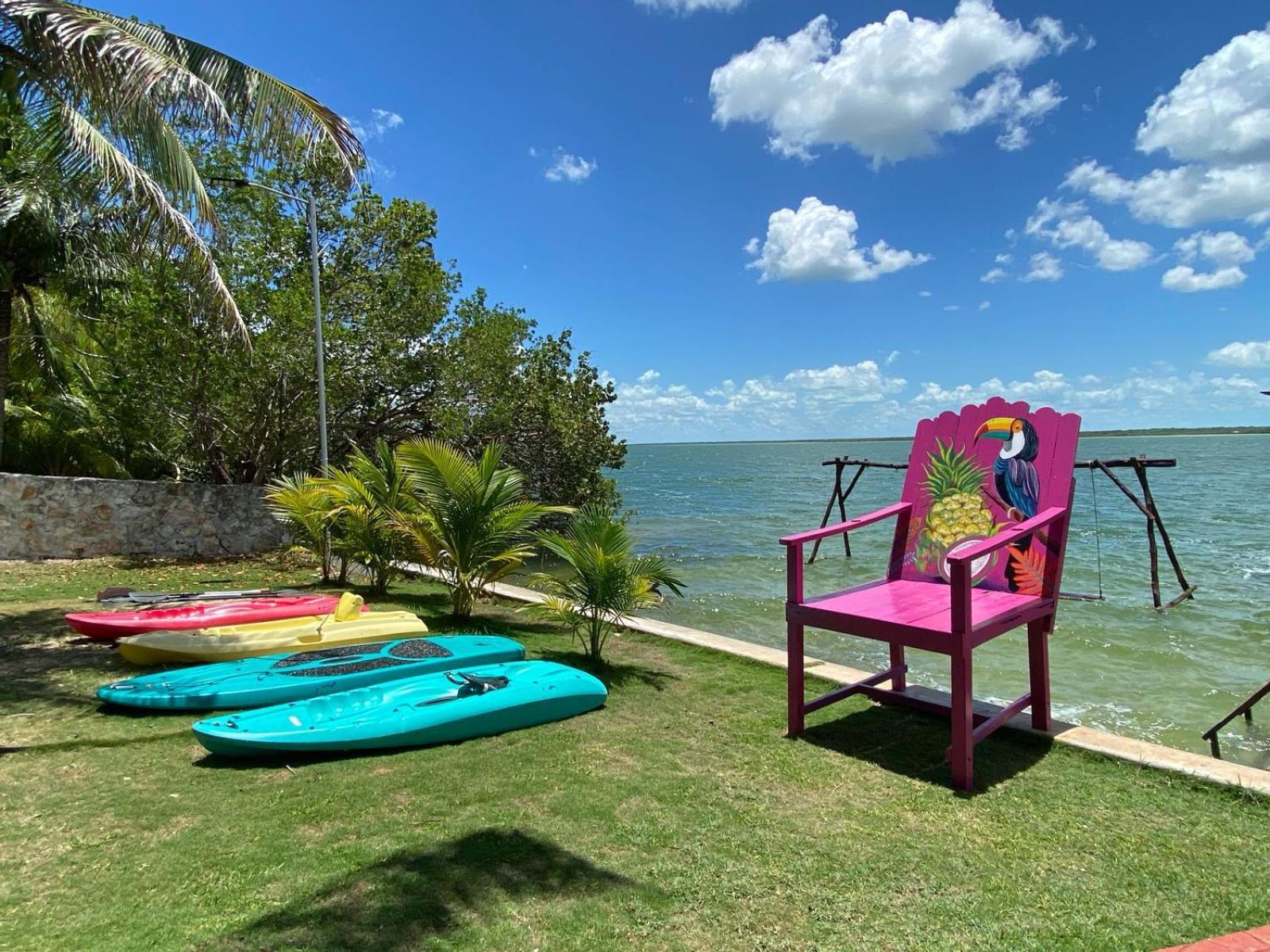 Coras Place Bacalar Lagoon Front Екстериор снимка